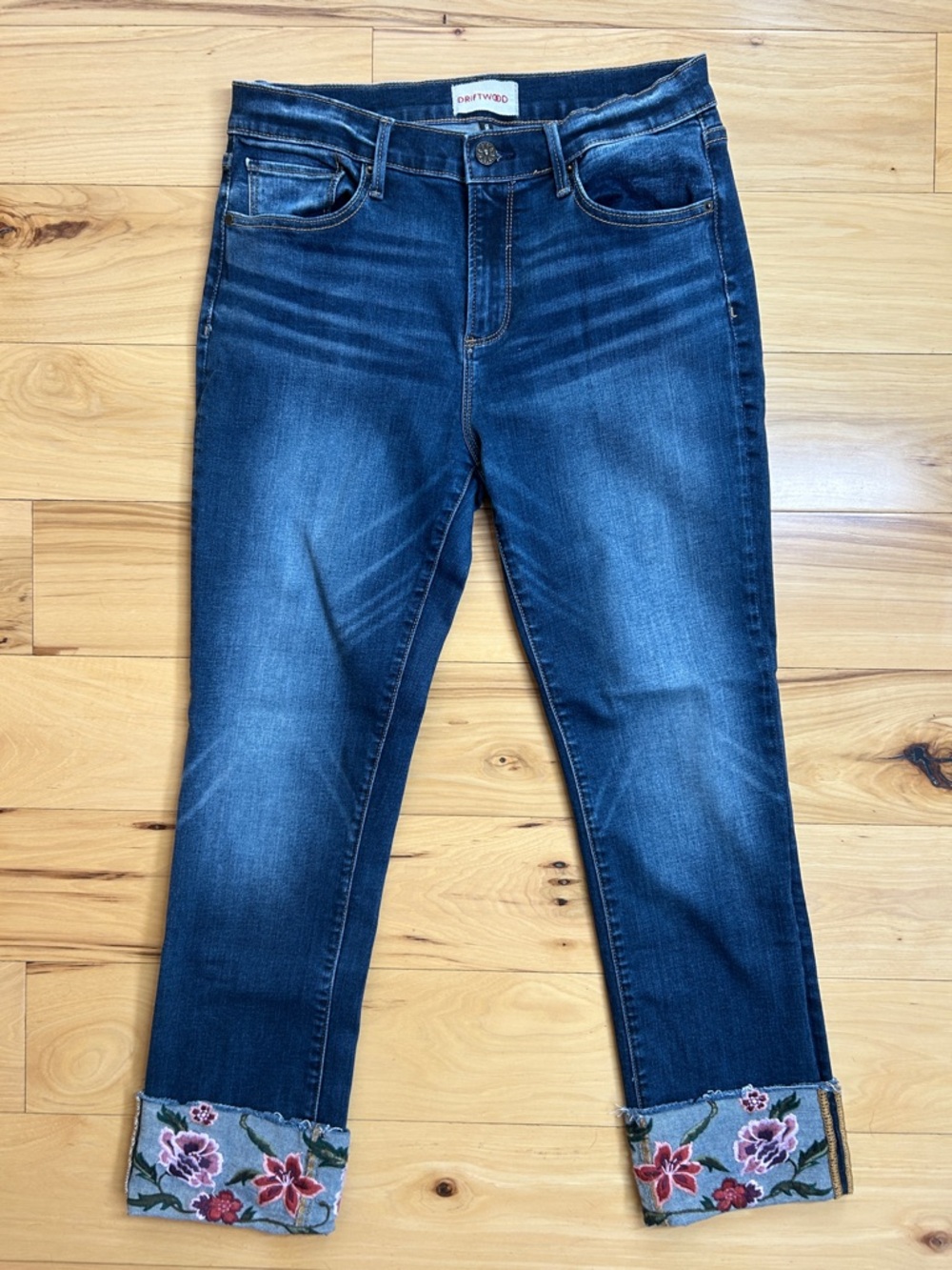 DRIFTWOOD Dark Blue Floral Embroidered Cuff Cropped Jeans | Size 30 (length 26)